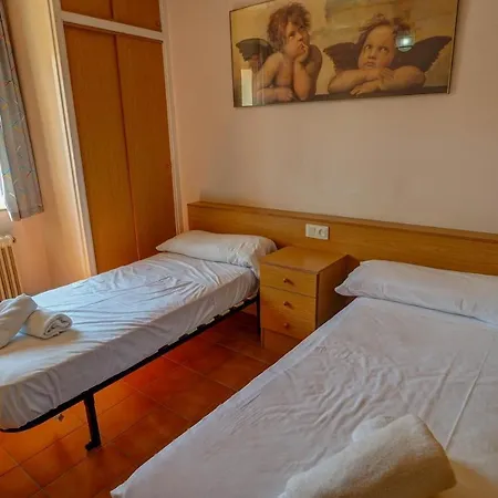 Apartamento Oasis Sinia By Hello Homes